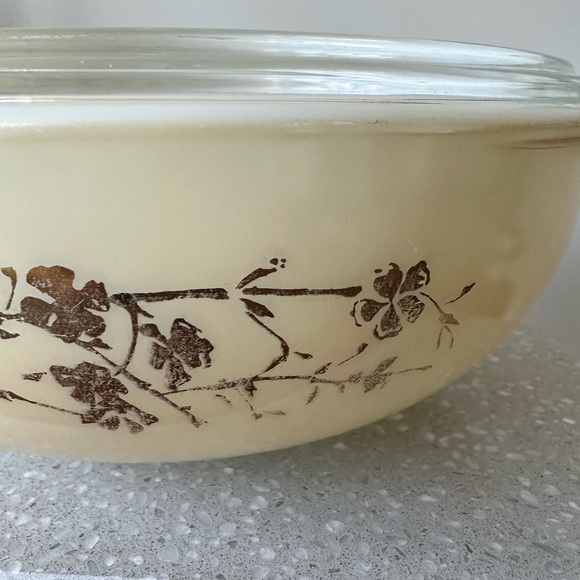 1959 Pyrex Vintage Gold Branch 2 Quart Casserole Dish and Lid - Picture 7 of 10